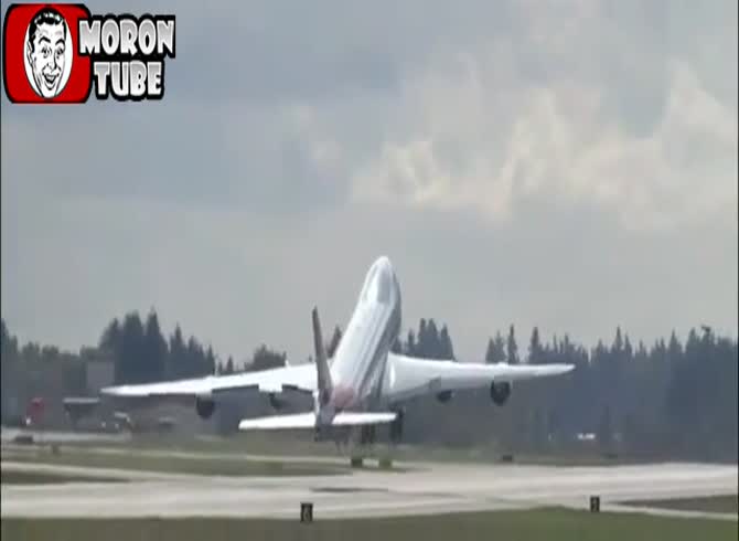 Video :However, what causes this plane's instability